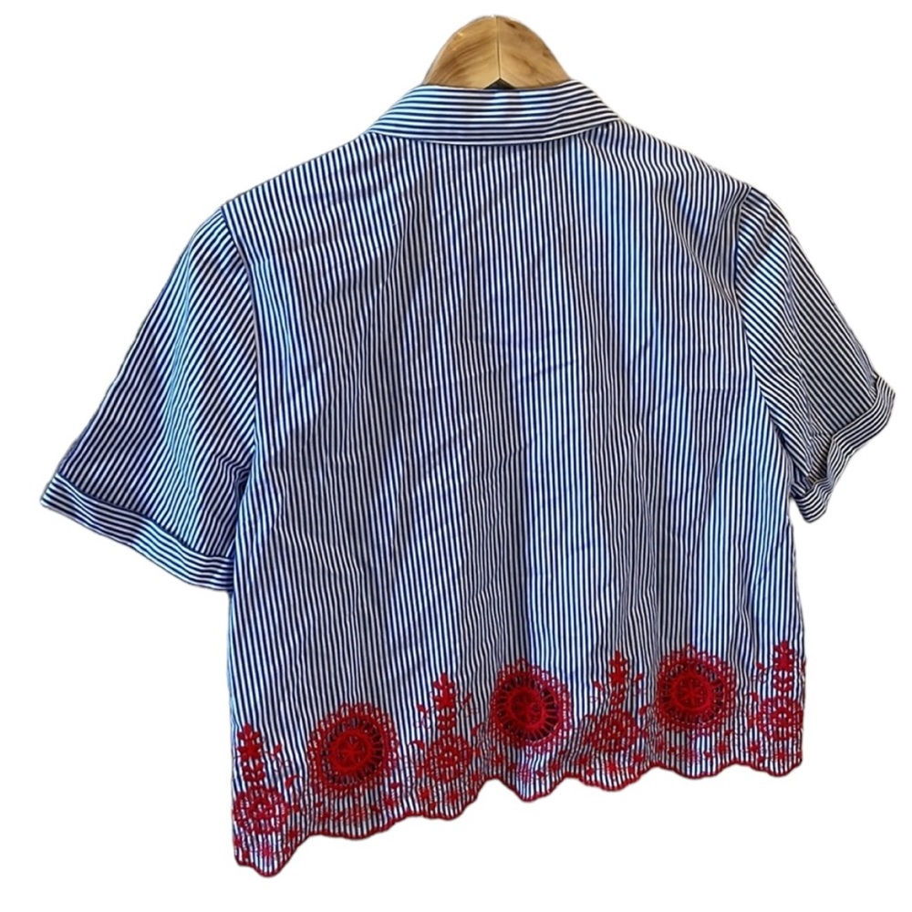 Zara Basic Cropped Collared Button Up Blouse Blue… - image 2